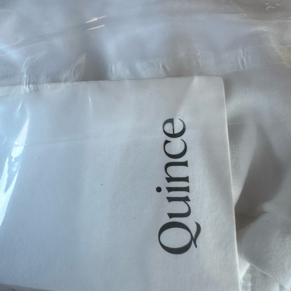 Quince Power Up Long Line Strappy Sports Bra in White Size X-Small - Picture 5 of 5